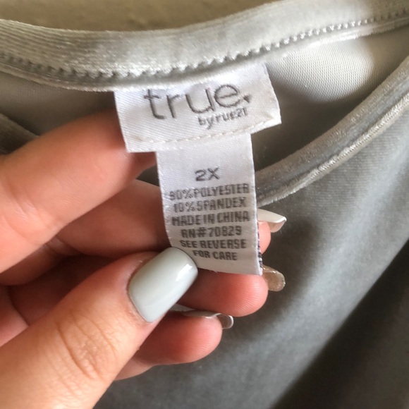 Velvet strappy top - Picture 2 of 3